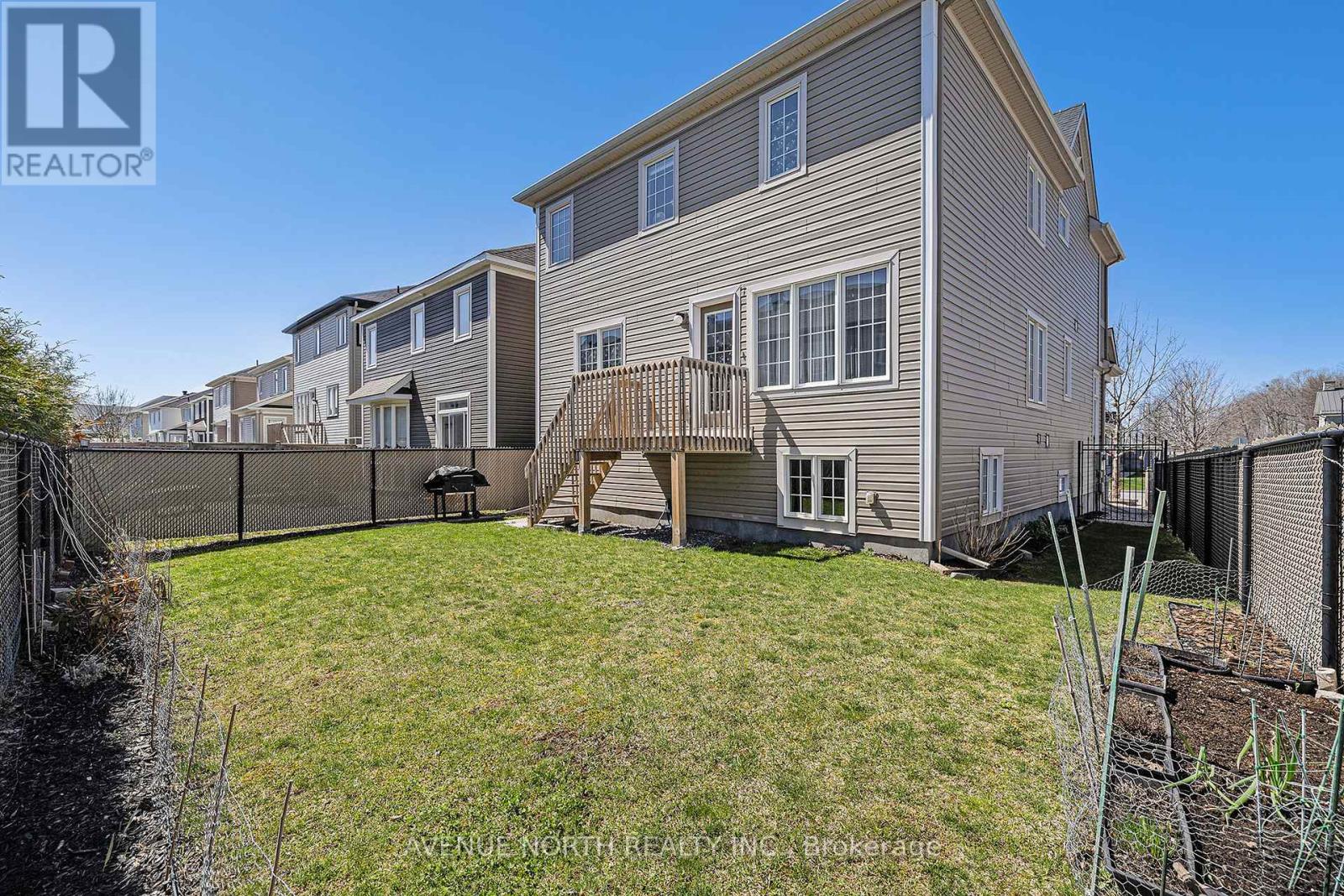 Photo 32 of 30 Solaris Drive, Ottawa ON
