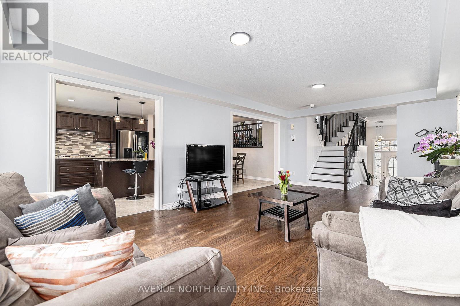 Photo 25 of 30 Solaris Drive, Ottawa ON