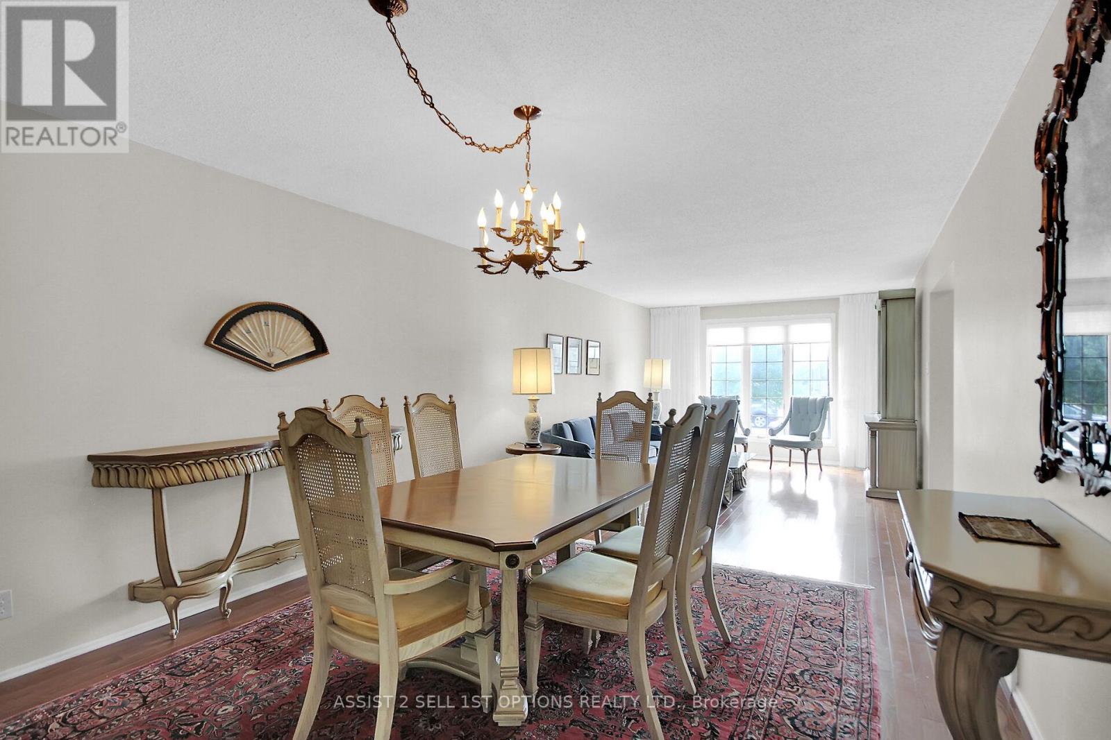 Photo 28 of 38 Ardell Grove, Ottawa ON