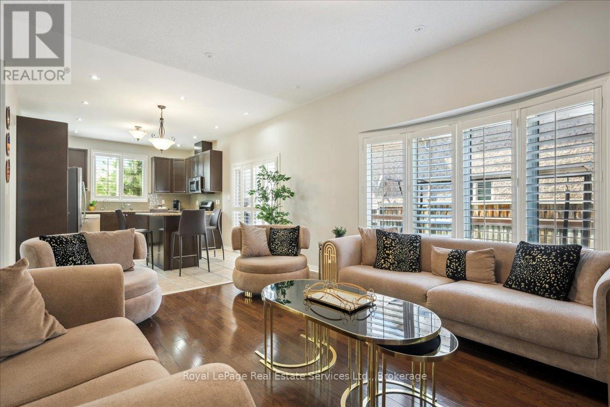Photo 15 of 4737 Deforest Crescent, Burlington ON