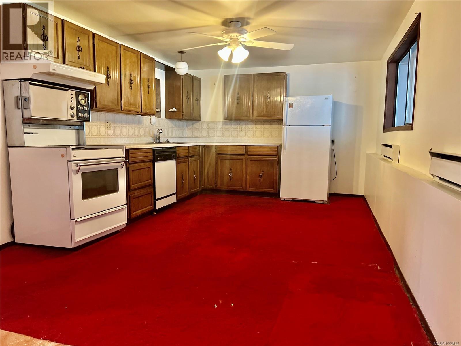 Photo 25 of 1734 Feltham Rd, Saanich BC
