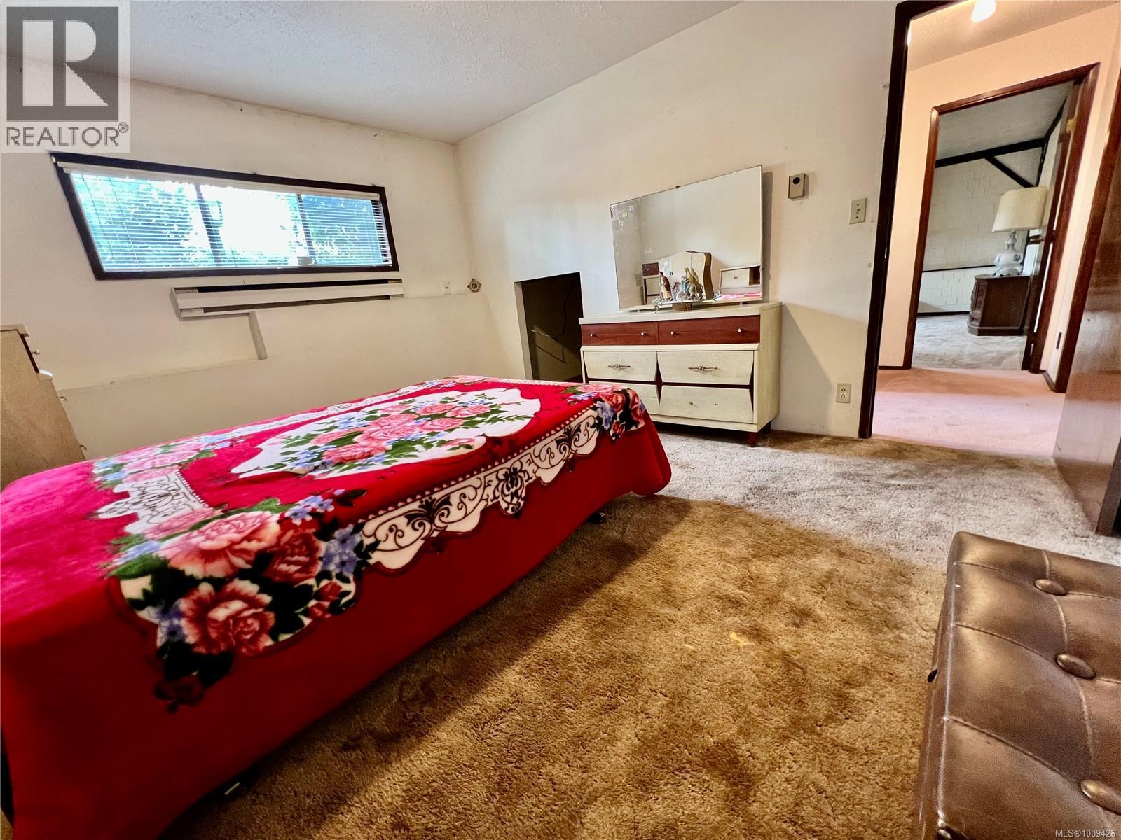Photo 7 of 1734 Feltham Rd, Saanich BC