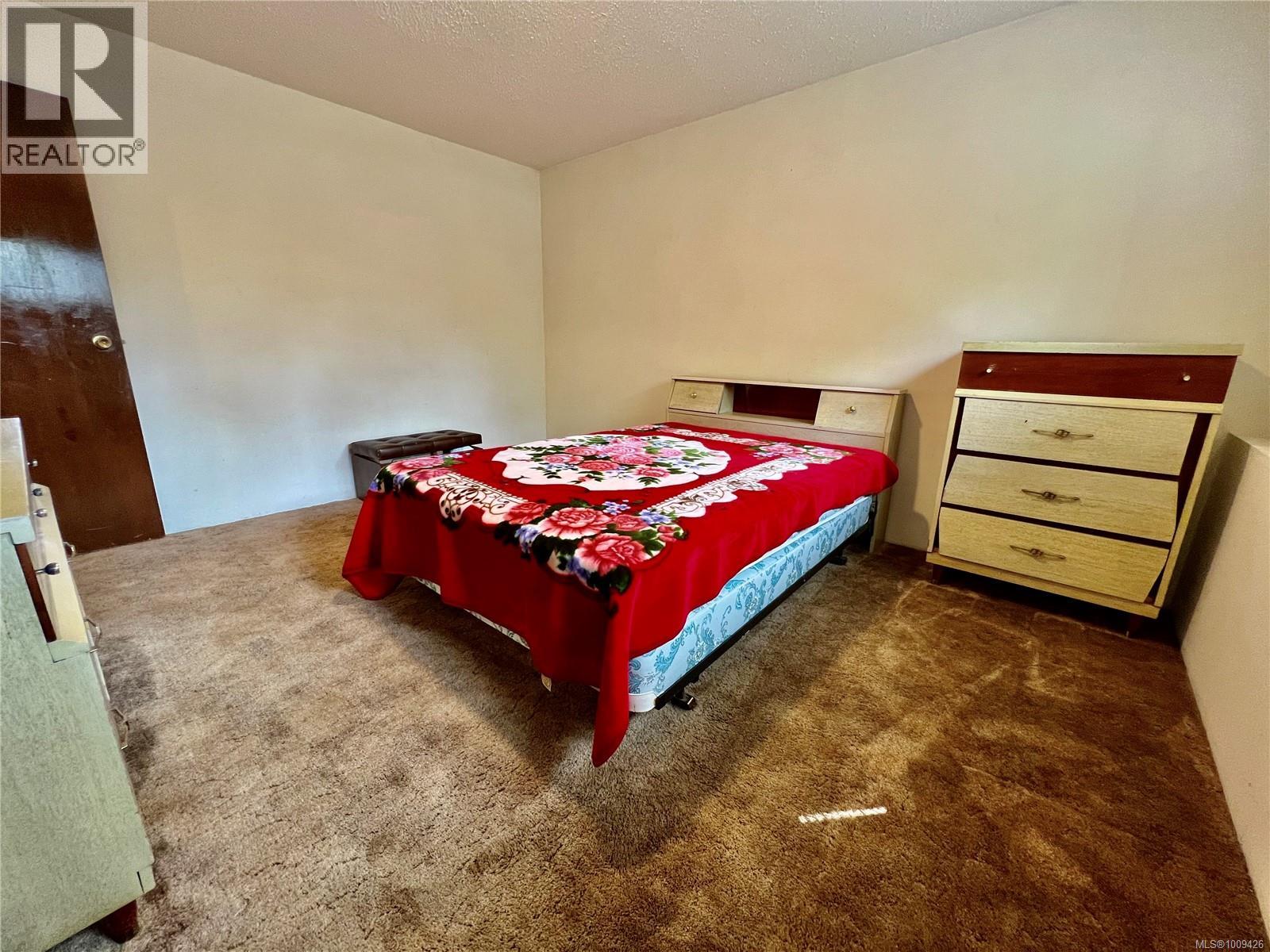 Photo 1 of 1734 Feltham Rd, Saanich BC