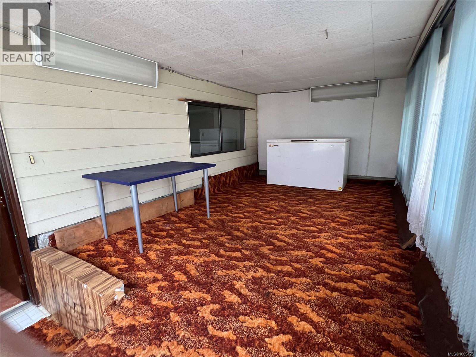 Photo 3 of 1734 Feltham Rd, Saanich BC