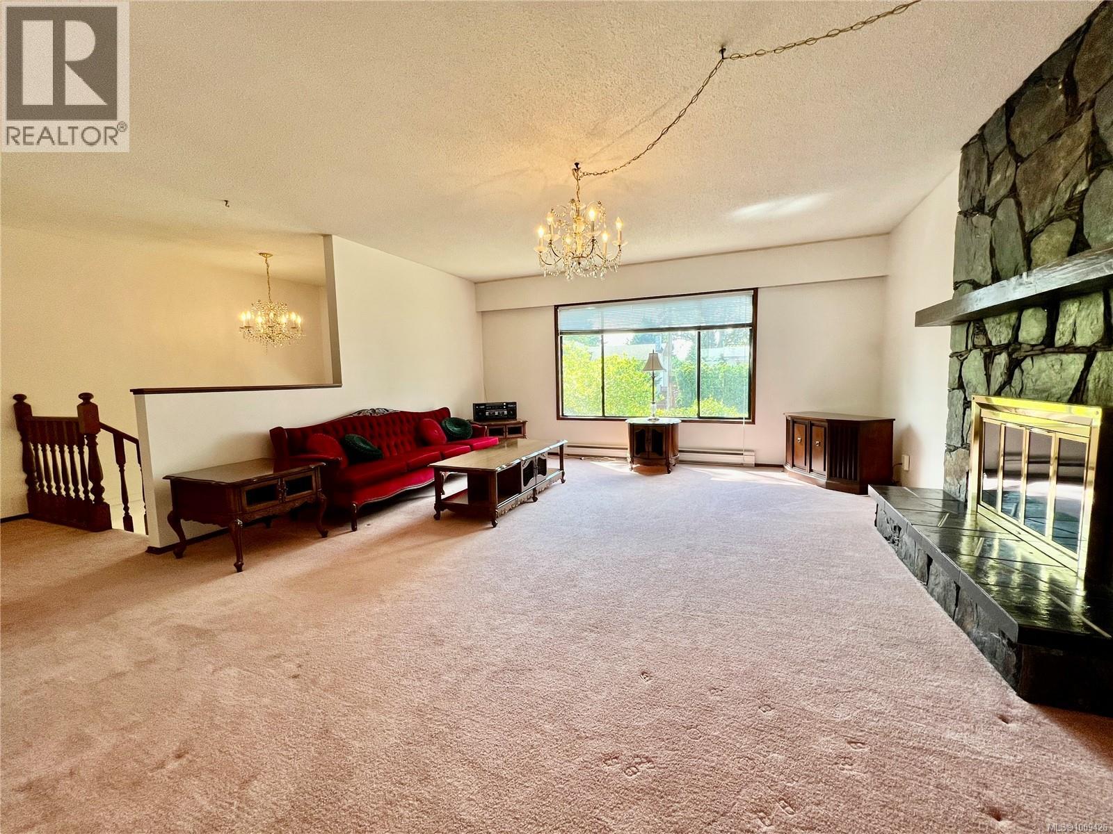 Photo 16 of 1734 Feltham Rd, Saanich BC