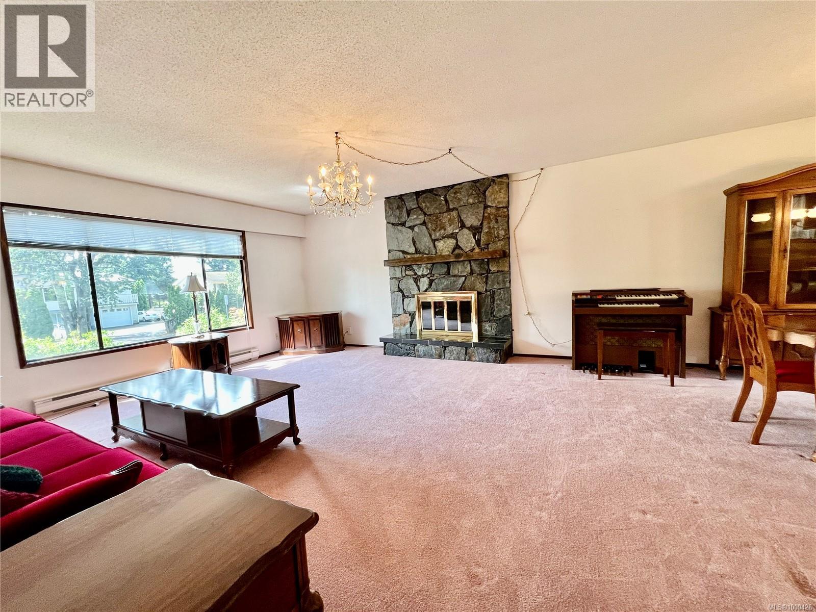 Photo 22 of 1734 Feltham Rd, Saanich BC
