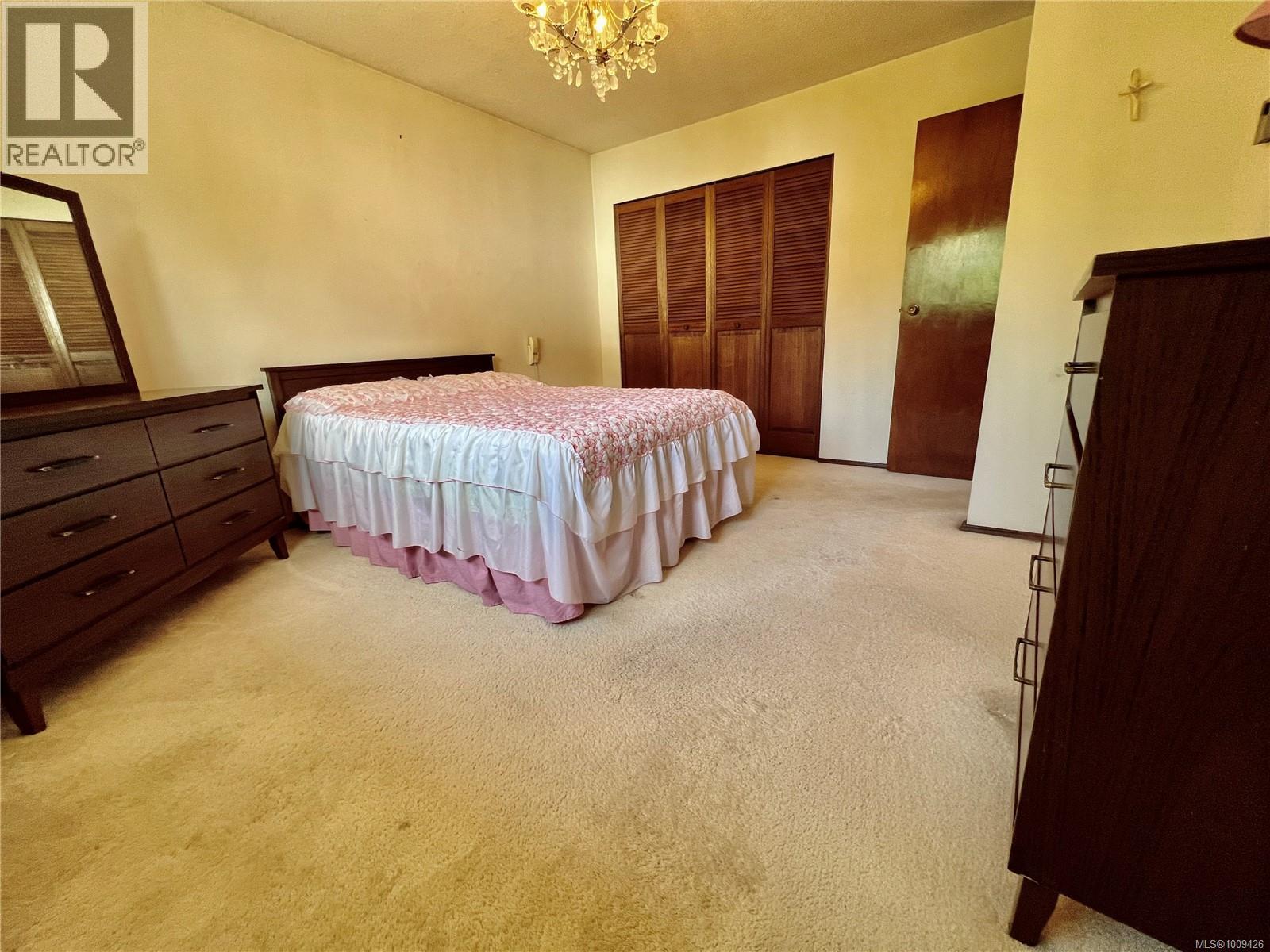 Photo 23 of 1734 Feltham Rd, Saanich BC