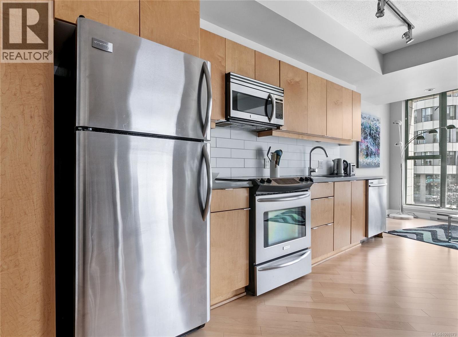 Photo 8 of 202 760 Johnson St, Victoria BC