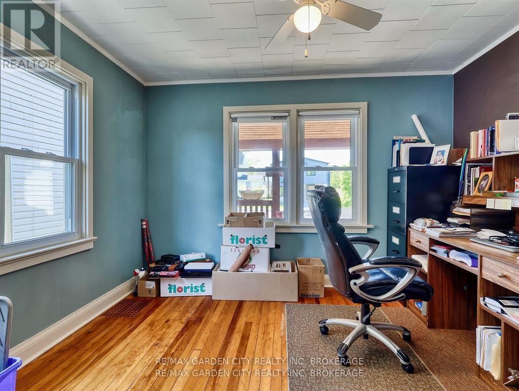 Photo 27 of 4395 Ontario Street, Lincoln ON