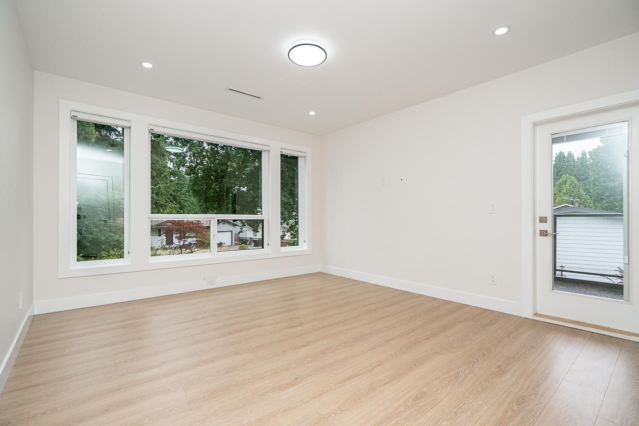 Photo 10 of 20099 45 Avenue, Langley BC