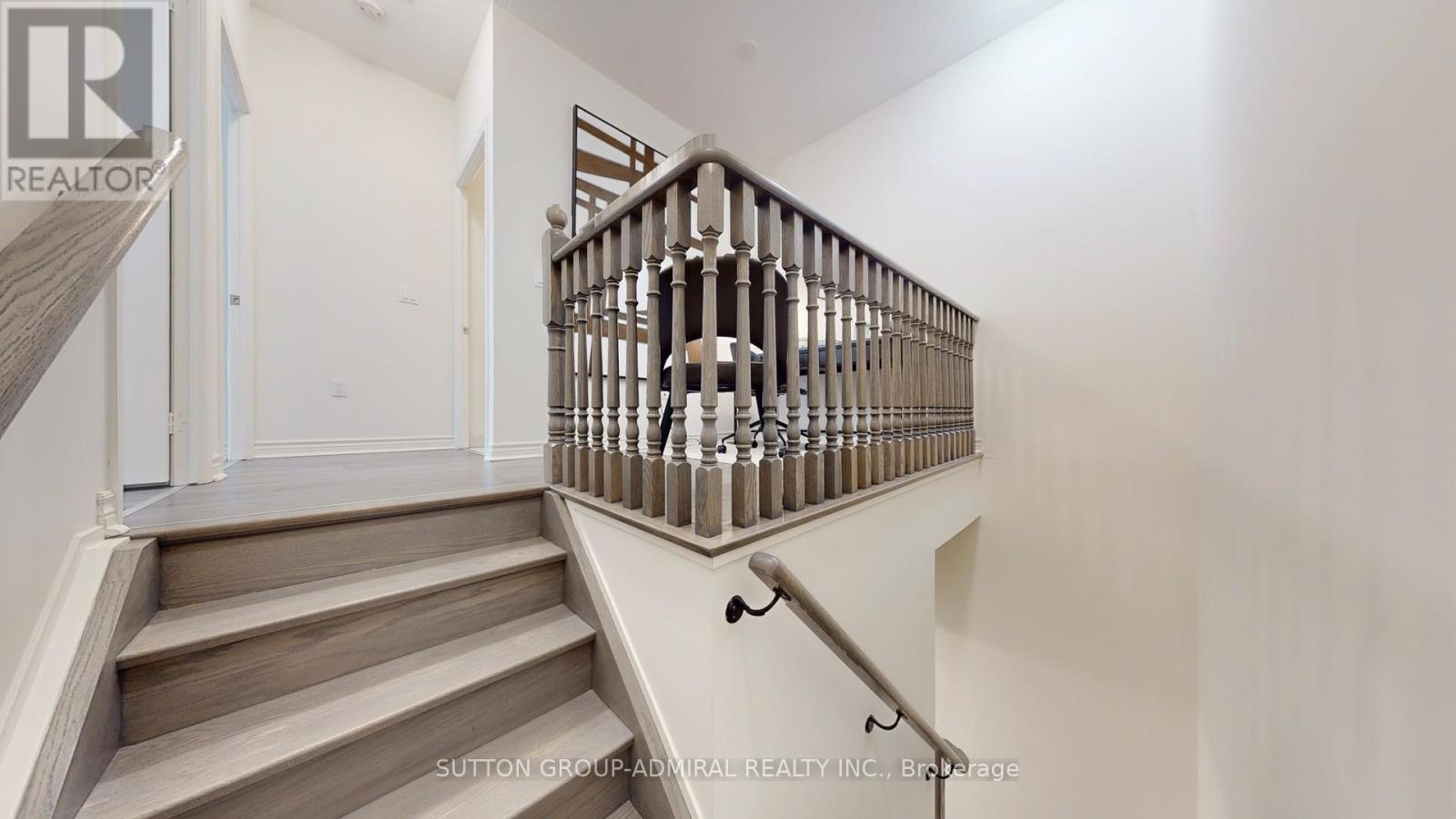 Photo 18 of Th 101 39 Annie Craig Drive, Toronto ON
