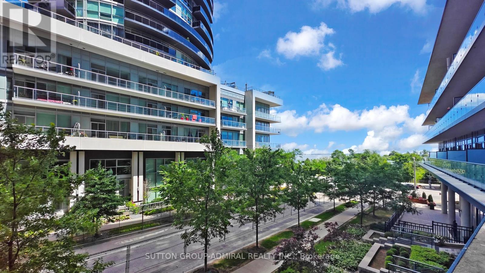 Photo 36 of Th 101 39 Annie Craig Drive, Toronto ON