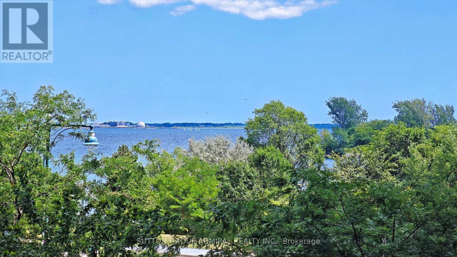 Photo 38 of Th 101 39 Annie Craig Drive, Toronto ON