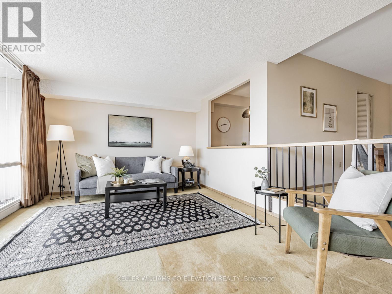 Photo 12 of 2009 270 Scarlett Road, Toronto ON