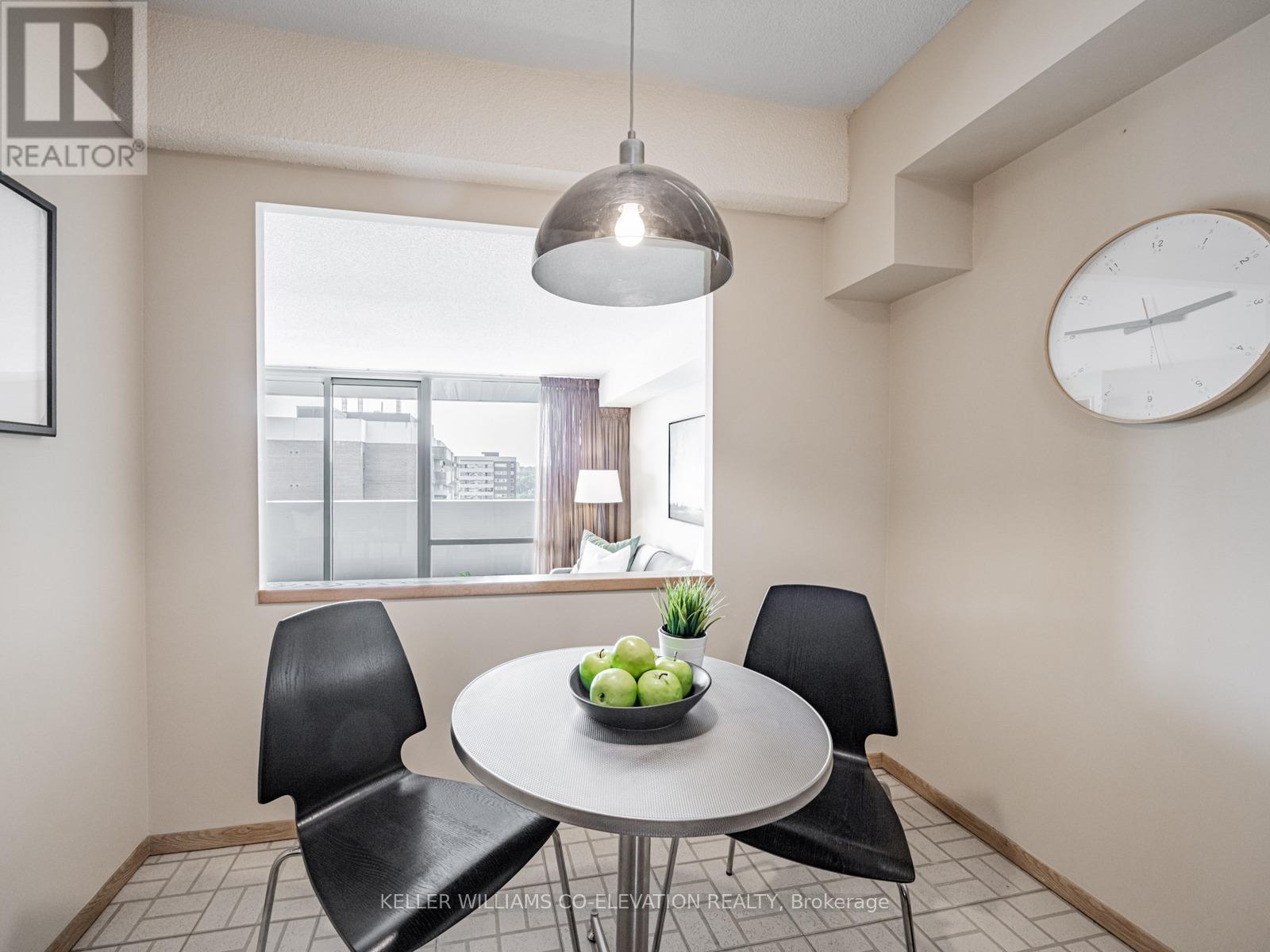 Photo 26 of 2009 270 Scarlett Road, Toronto ON