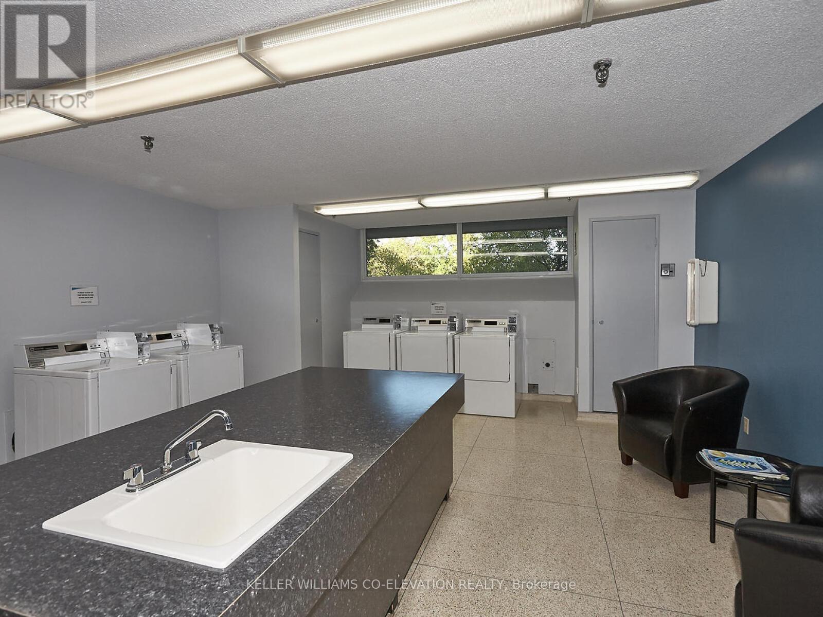 Photo 36 of 2009 270 Scarlett Road, Toronto ON