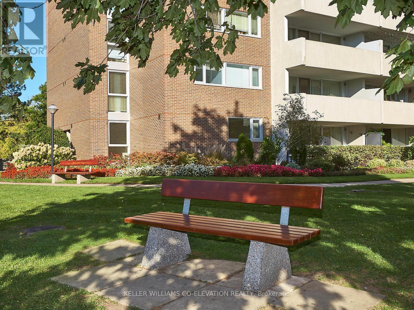 Photo 40 of 2009 270 Scarlett Road, Toronto ON