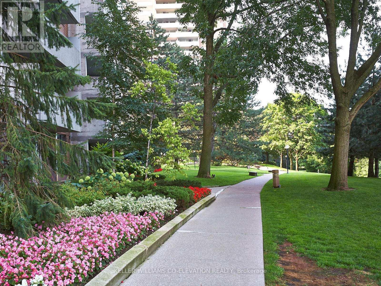 Photo 44 of 2009 270 Scarlett Road, Toronto ON