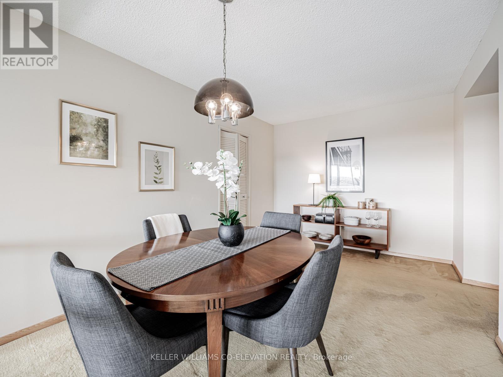 Photo 9 of 2009 270 Scarlett Road, Toronto ON