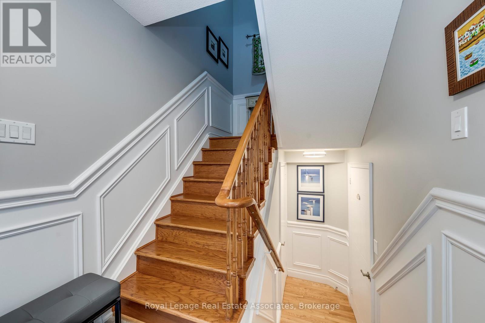 Photo 15 of 516 Ravenstone Court, Mississauga ON