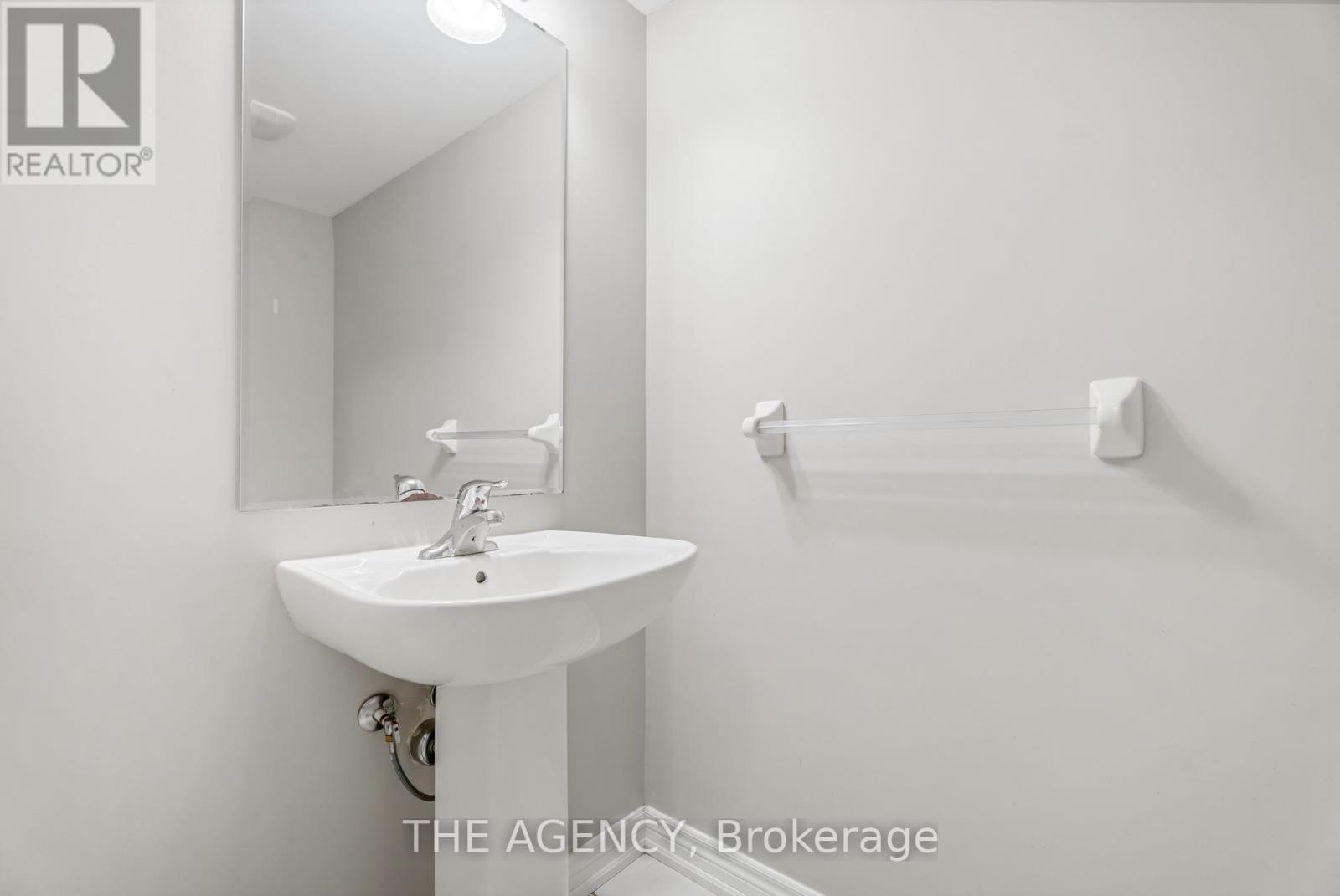 Photo 5 of 42 570 Linden Drive, Cambridge ON