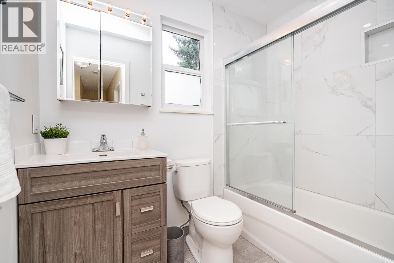 Photo 27 of 4863 Hickory Court, Burnaby BC