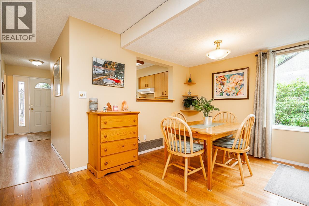 Photo 10 of 4863 Hickory Court, Burnaby BC