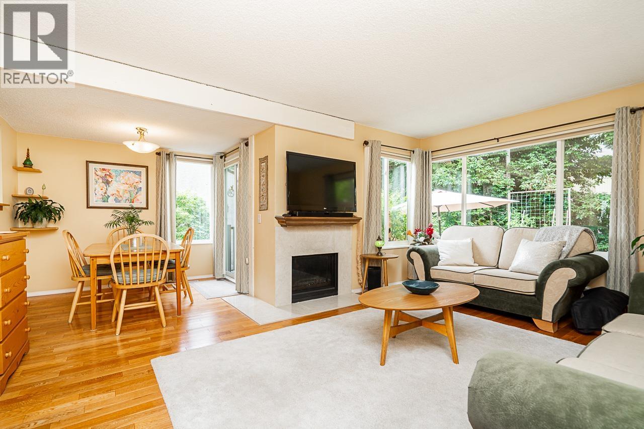Photo 9 of 4863 Hickory Court, Burnaby BC