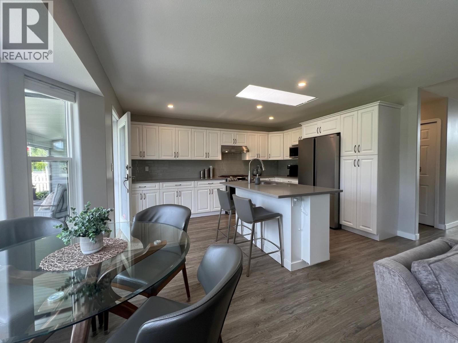 Photo 23 of 642 6th Avenue, Vernon BC