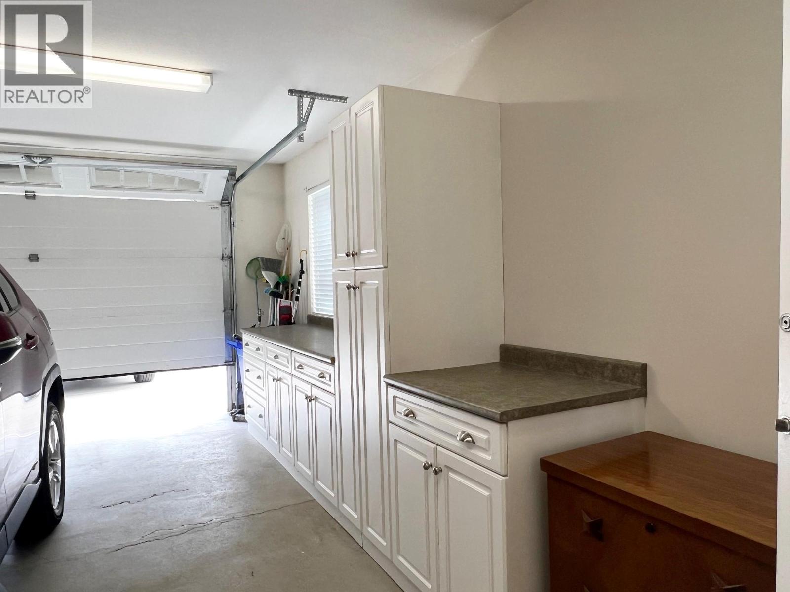 Photo 33 of 642 6th Avenue, Vernon BC