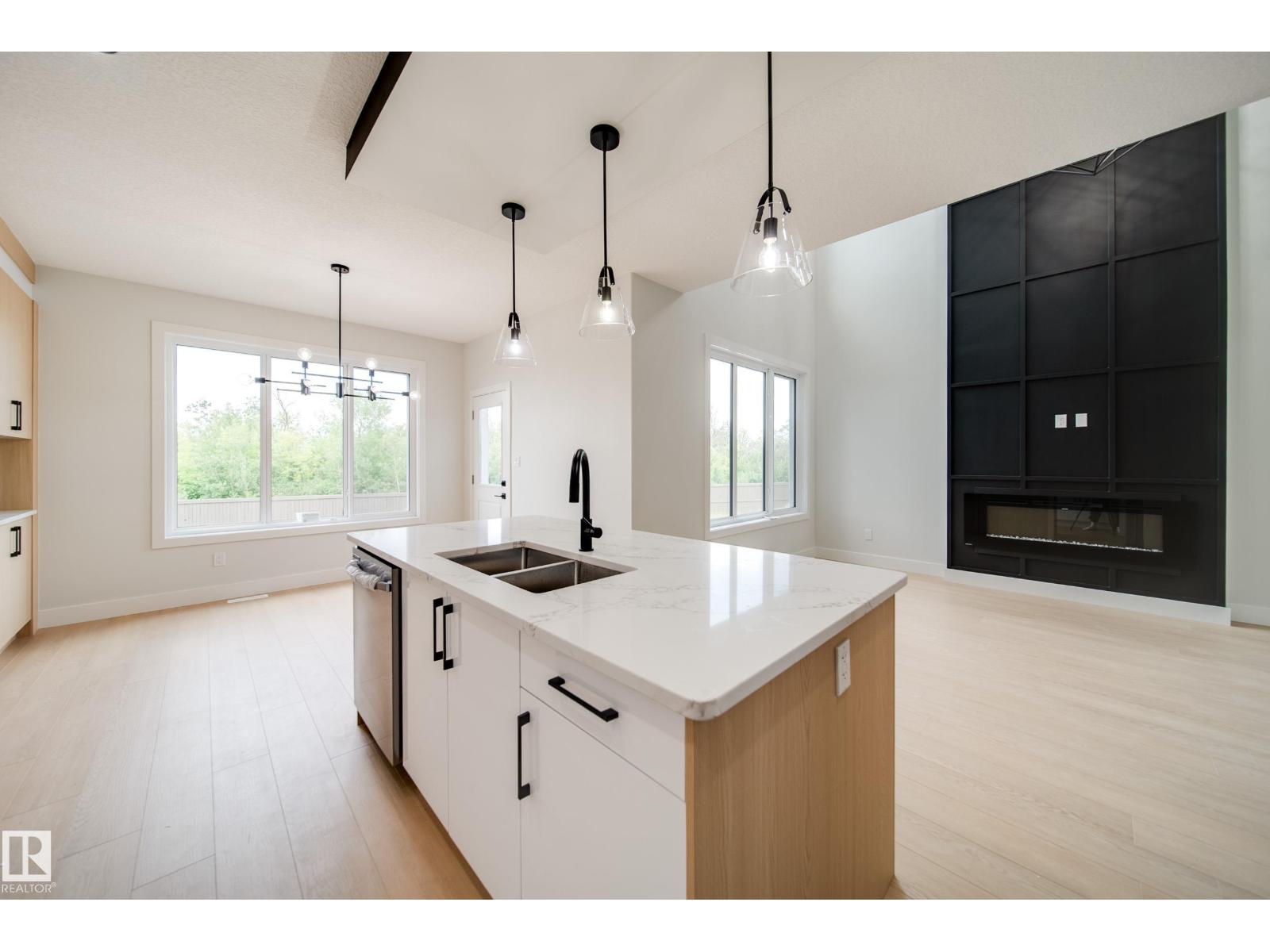 Photo 17 of 8824 183 Av Nw, Edmonton AB