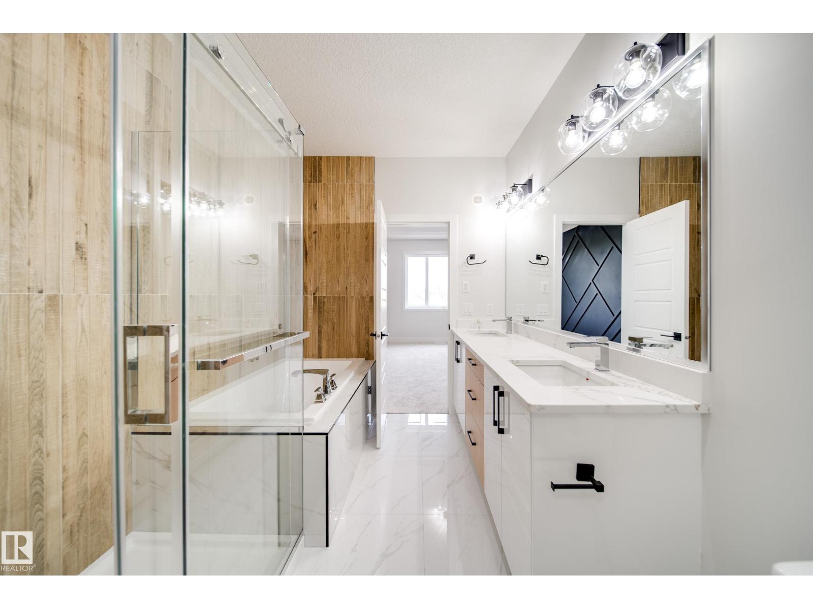 Photo 21 of 8824 183 Av Nw, Edmonton AB