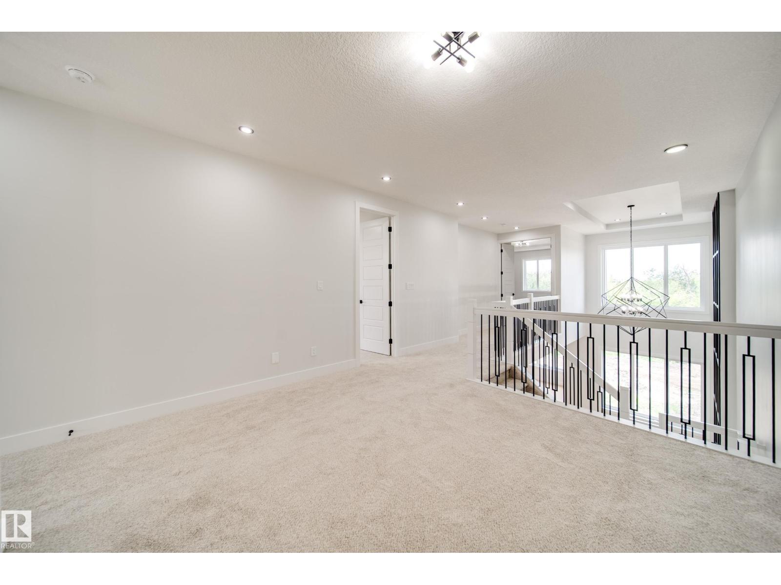 Photo 22 of 8824 183 Av Nw, Edmonton AB