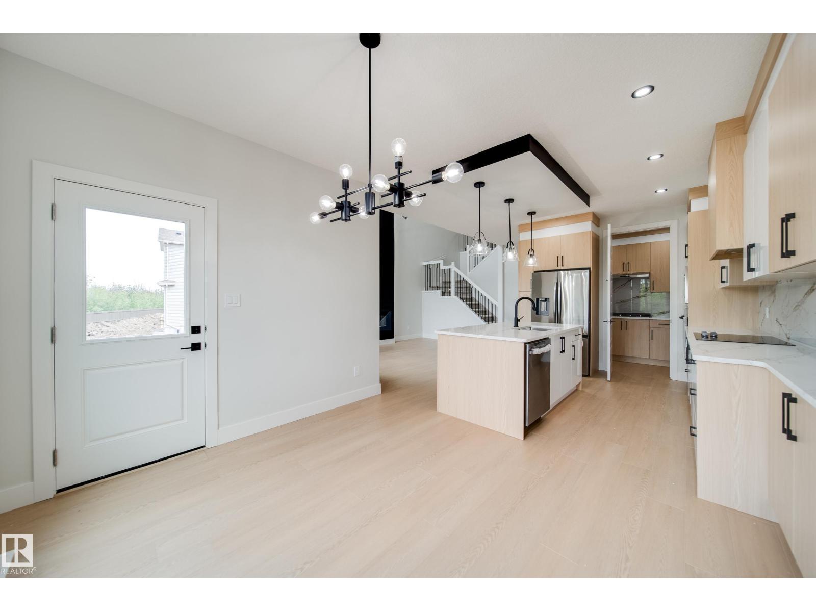 Photo 7 of 8824 183 Av Nw, Edmonton AB