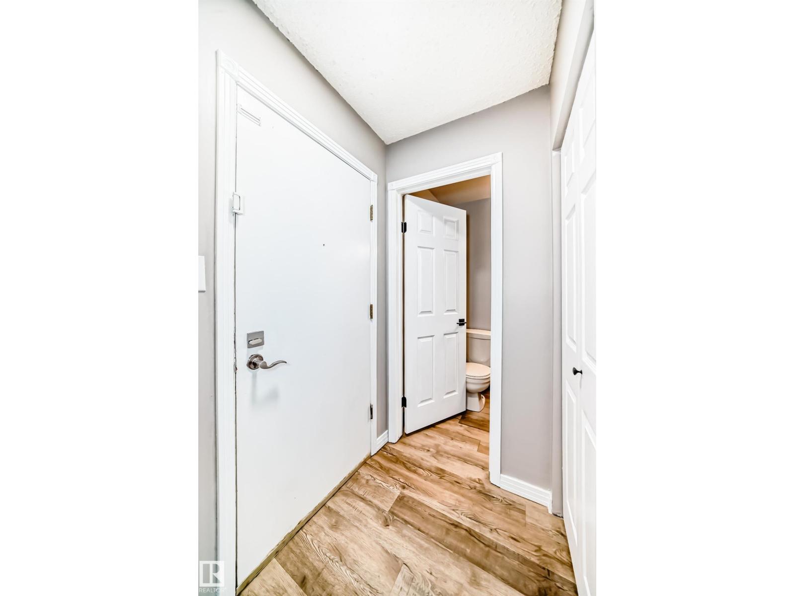 Photo 2 of 112 16340 109 St Nw, Edmonton AB