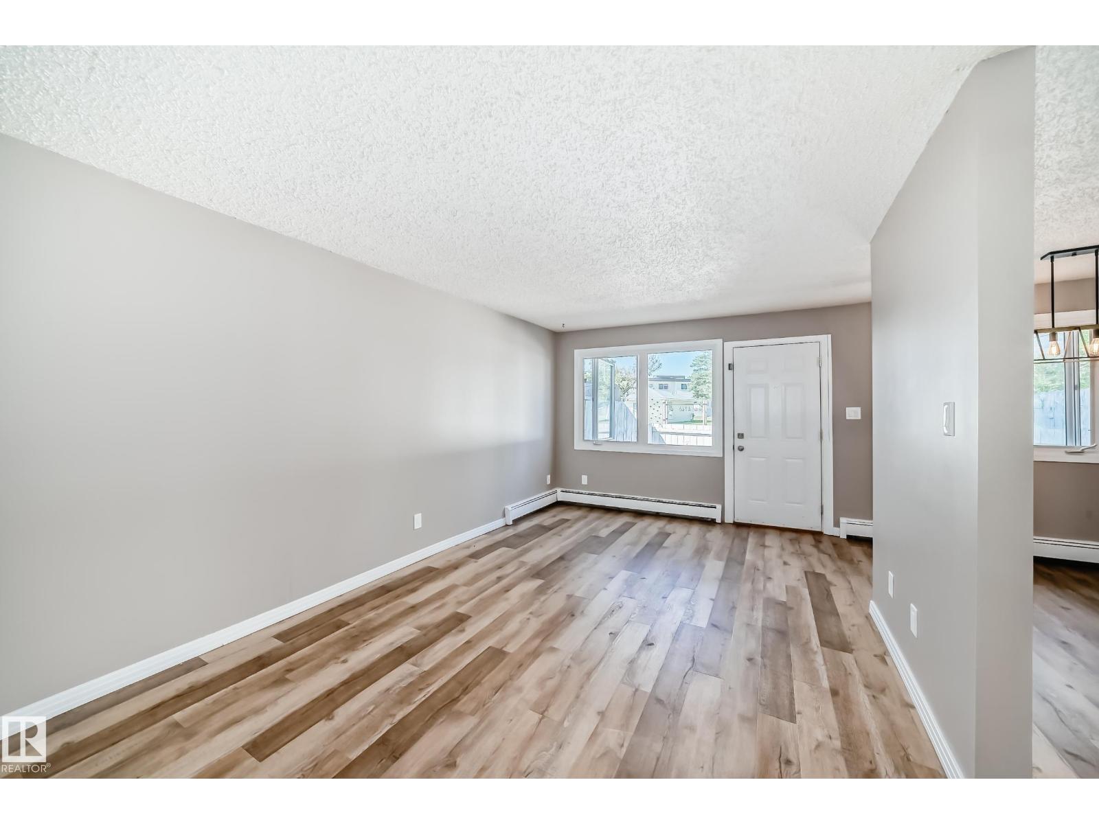 Photo 39 of 112 16340 109 St Nw, Edmonton AB