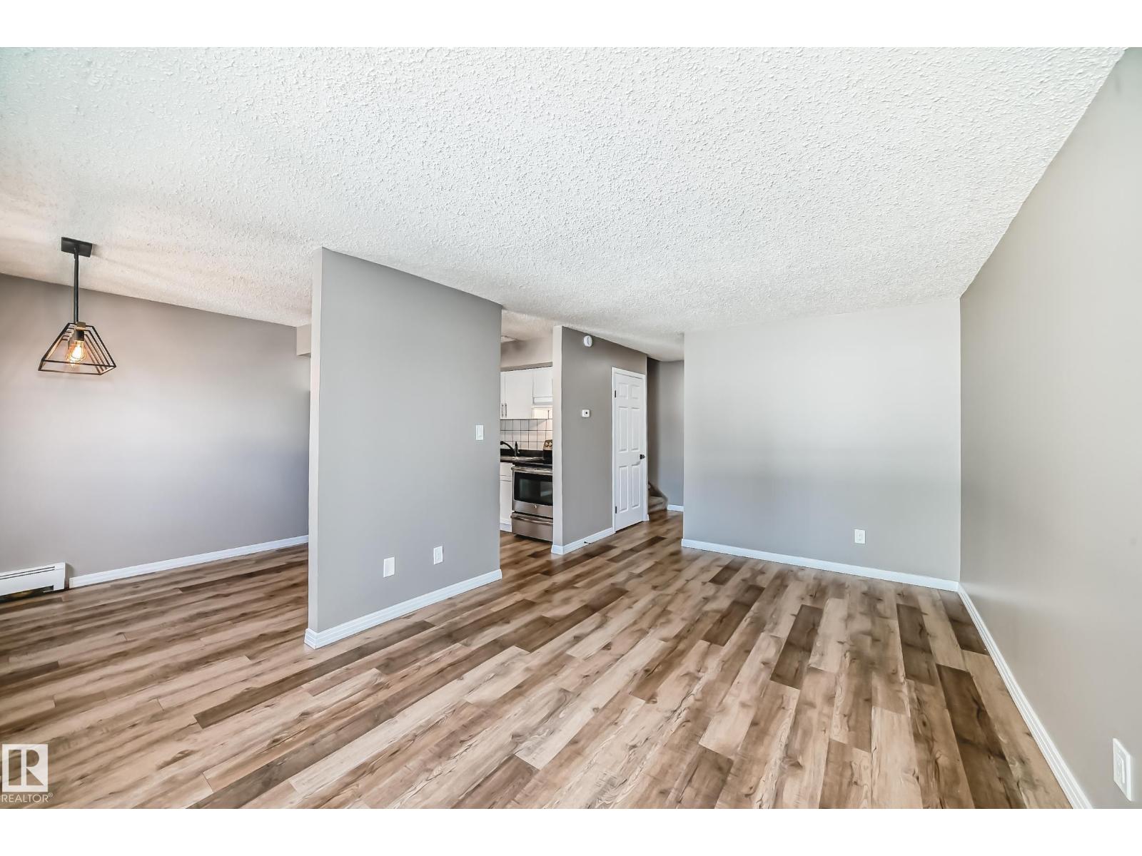Photo 49 of 112 16340 109 St Nw, Edmonton AB