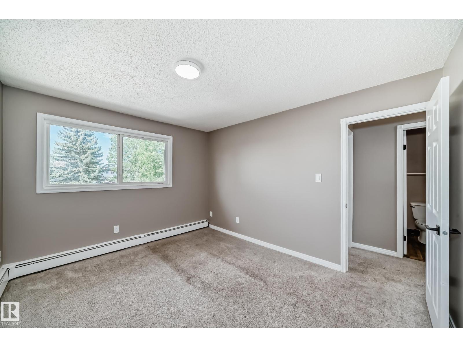 Photo 4 of 112 16340 109 St Nw, Edmonton AB
