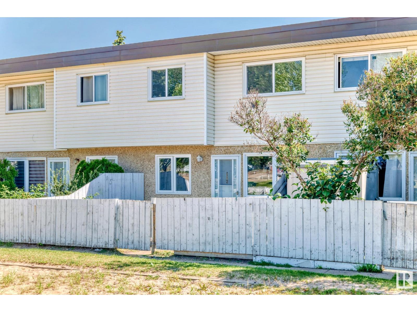 Photo 45 of 112 16340 109 St Nw, Edmonton AB