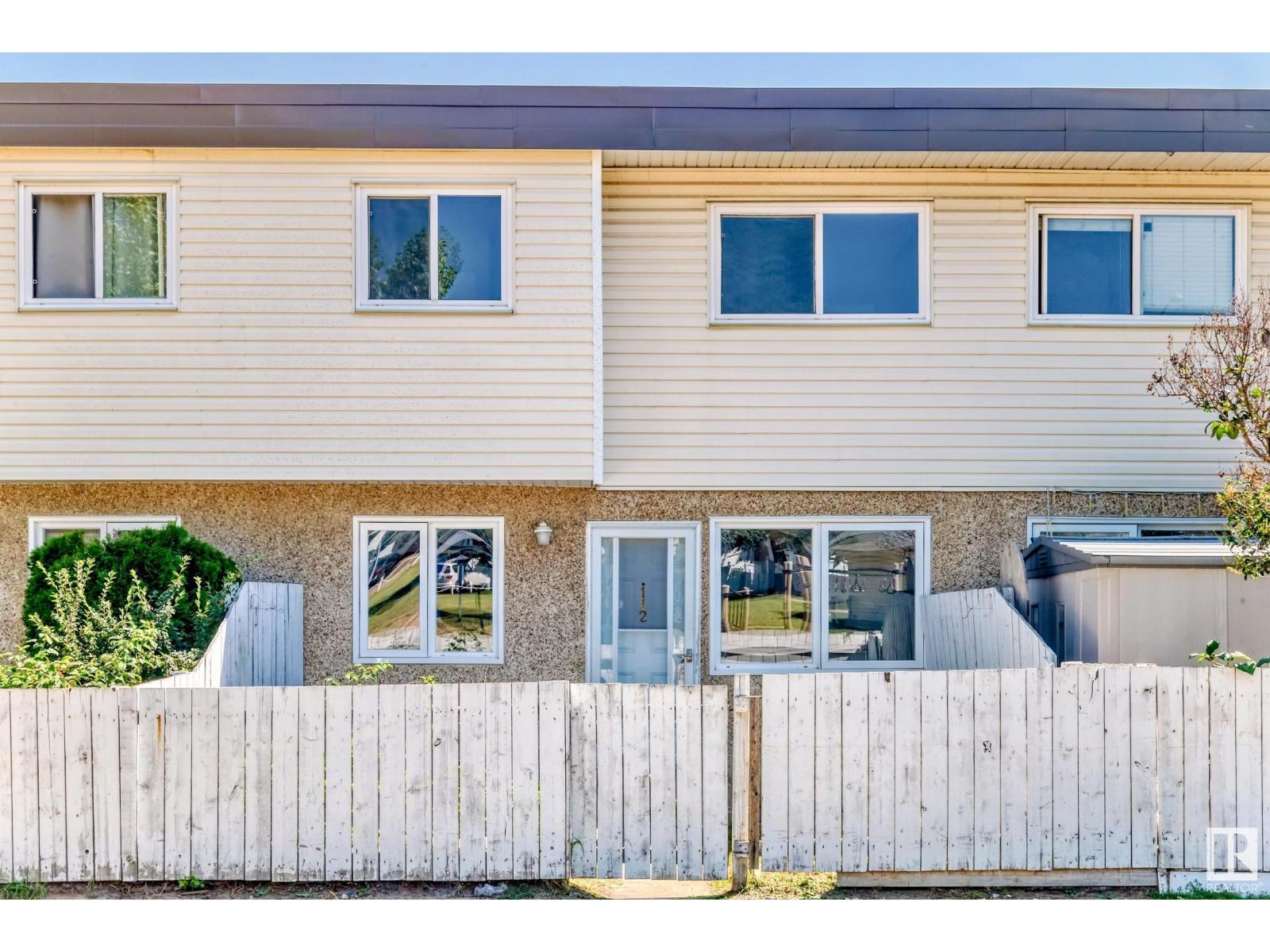 Photo 8 of 112 16340 109 St Nw, Edmonton AB