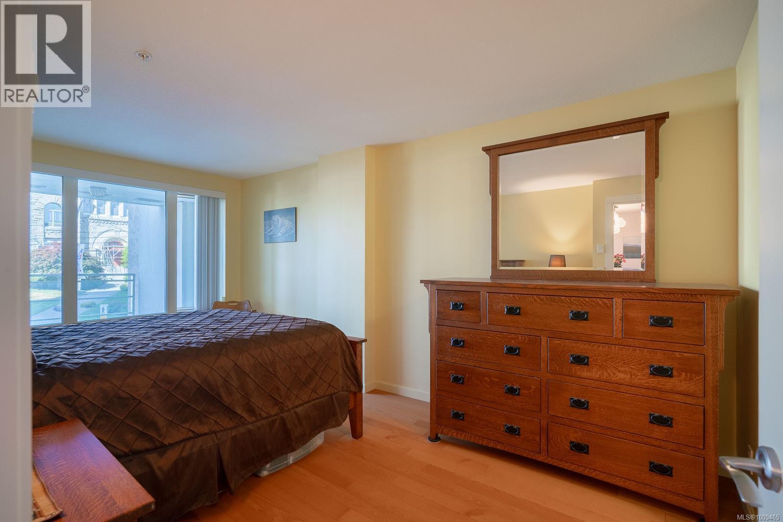 #209 38 FRONT ST - Image 14