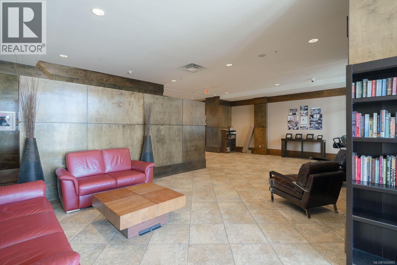 #209 38 FRONT ST - Image 33