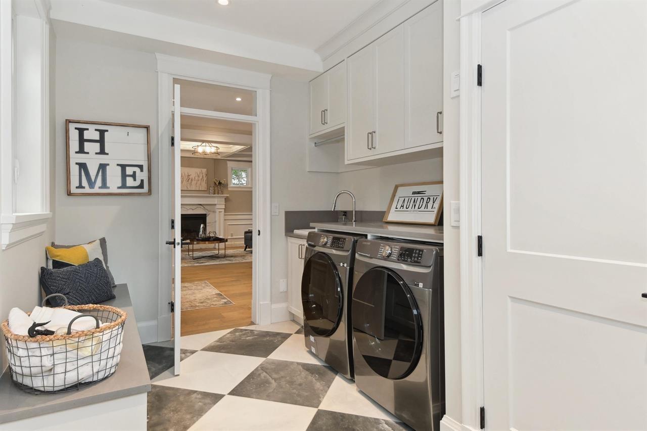 Photo 6 of 23633 36 A Avenue, Langley BC