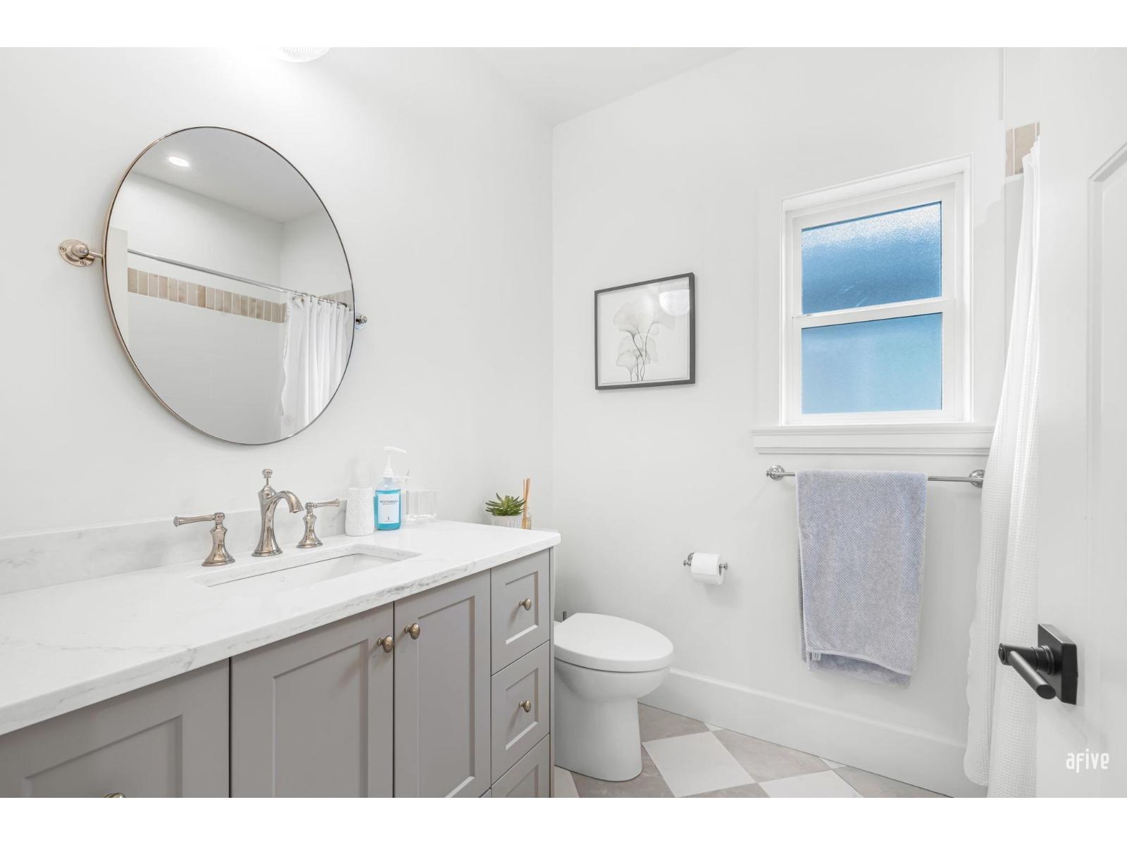 Photo 26 of 17293 64 Avenue, Surrey BC