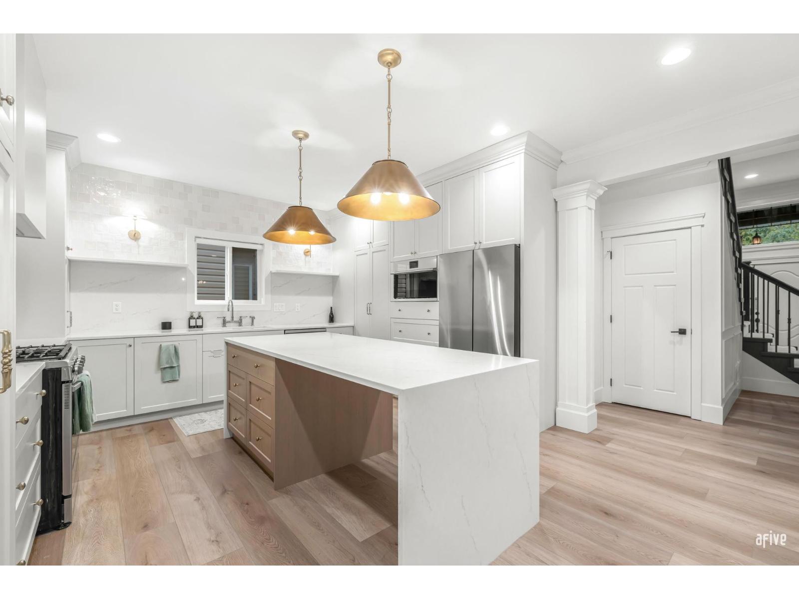 Photo 15 of 17293 64 Avenue, Surrey BC