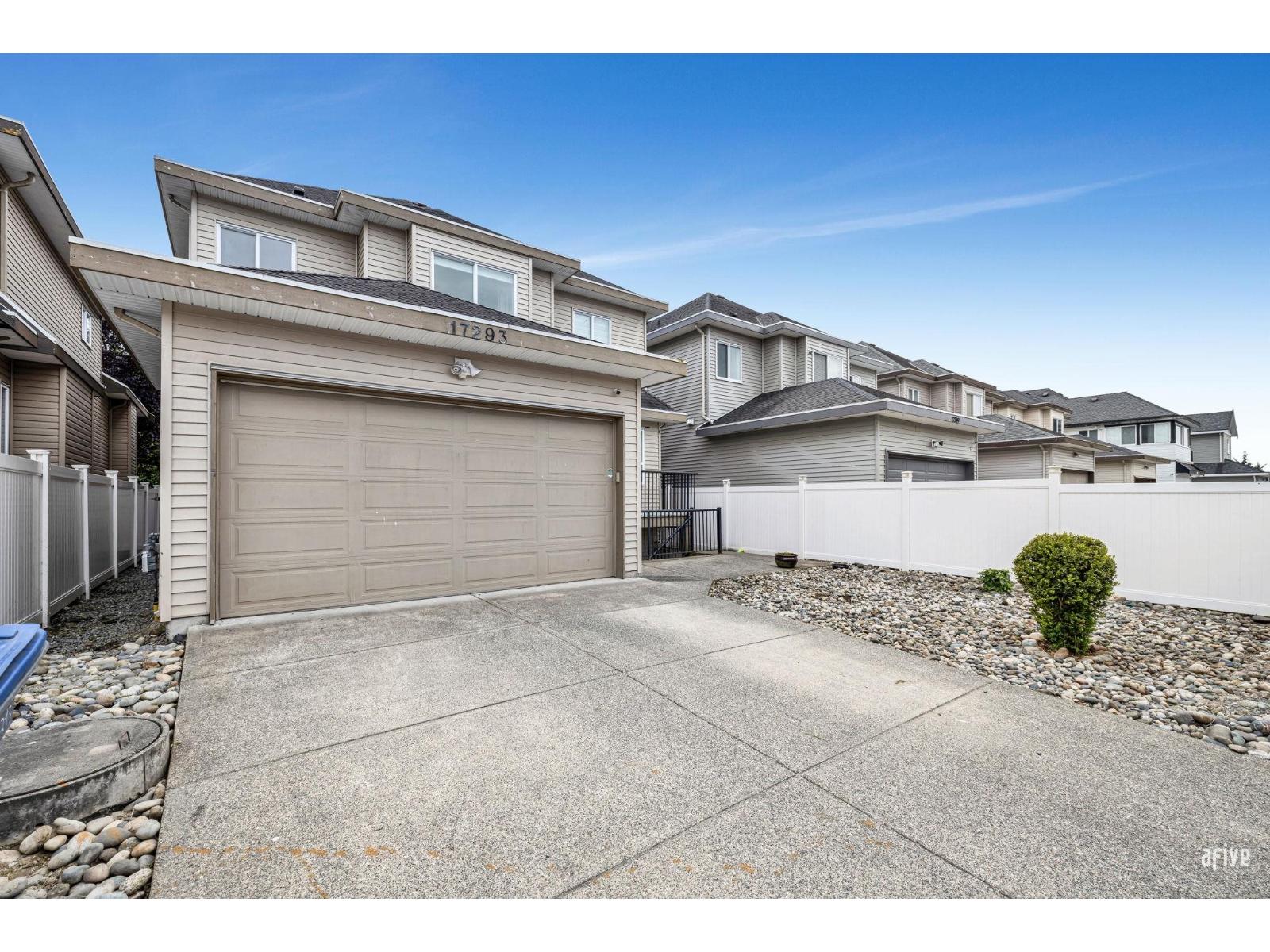 Photo 29 of 17293 64 Avenue, Surrey BC