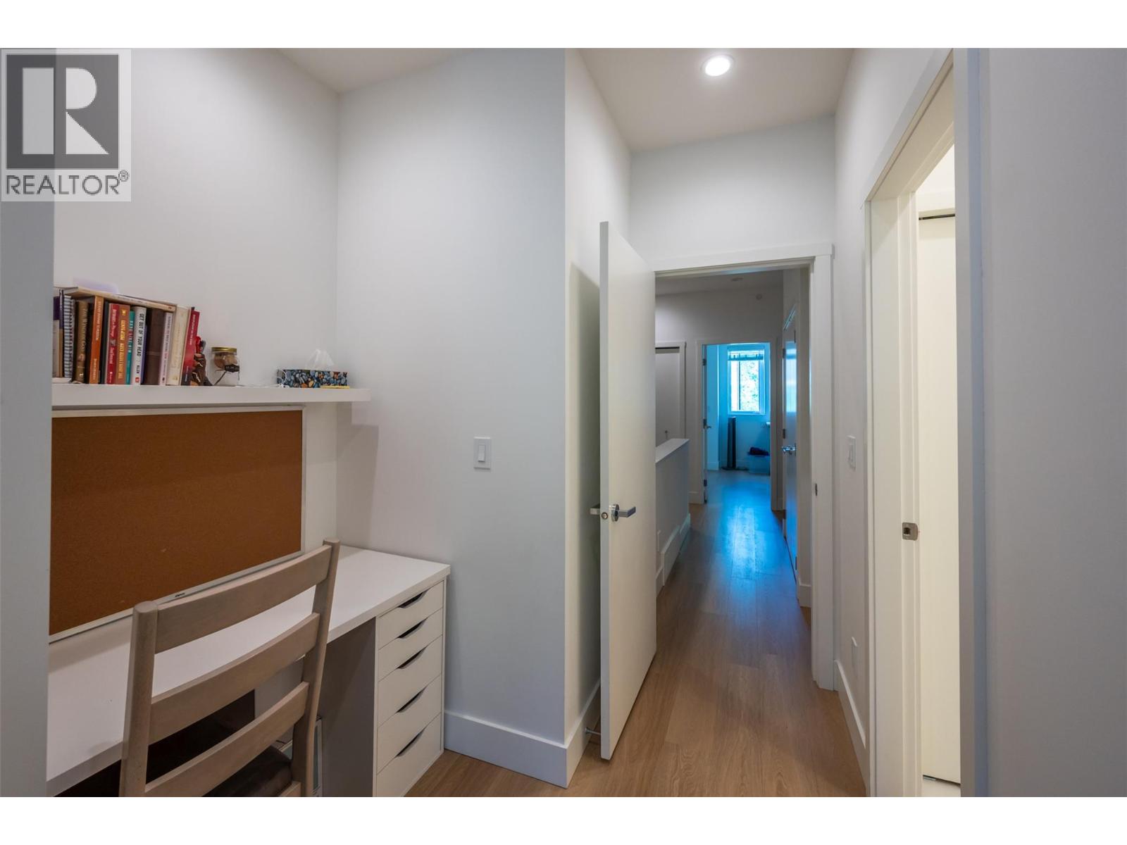 107 555 Wade Avenue East, Penticton