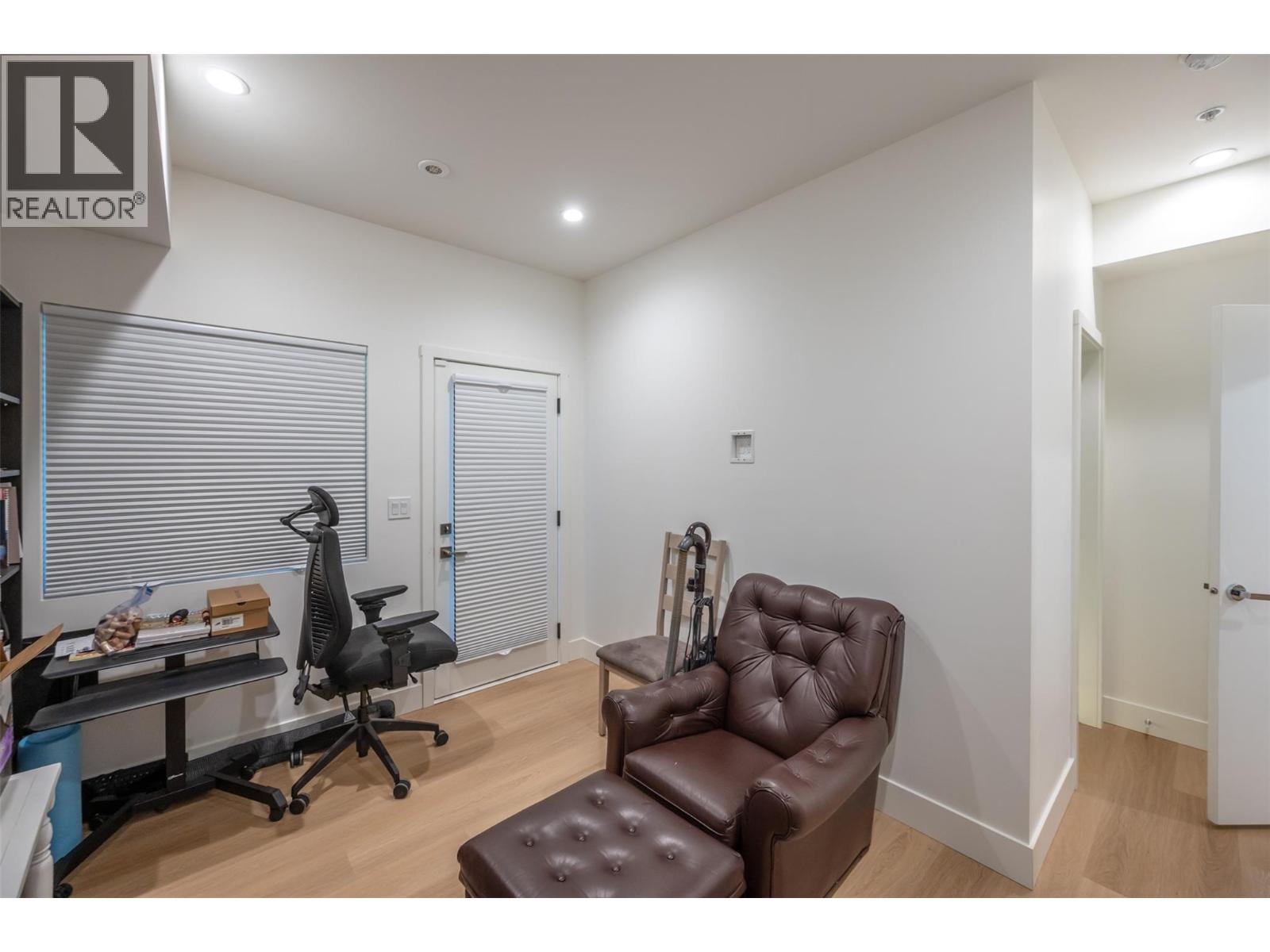 107 555 Wade Avenue East, Penticton