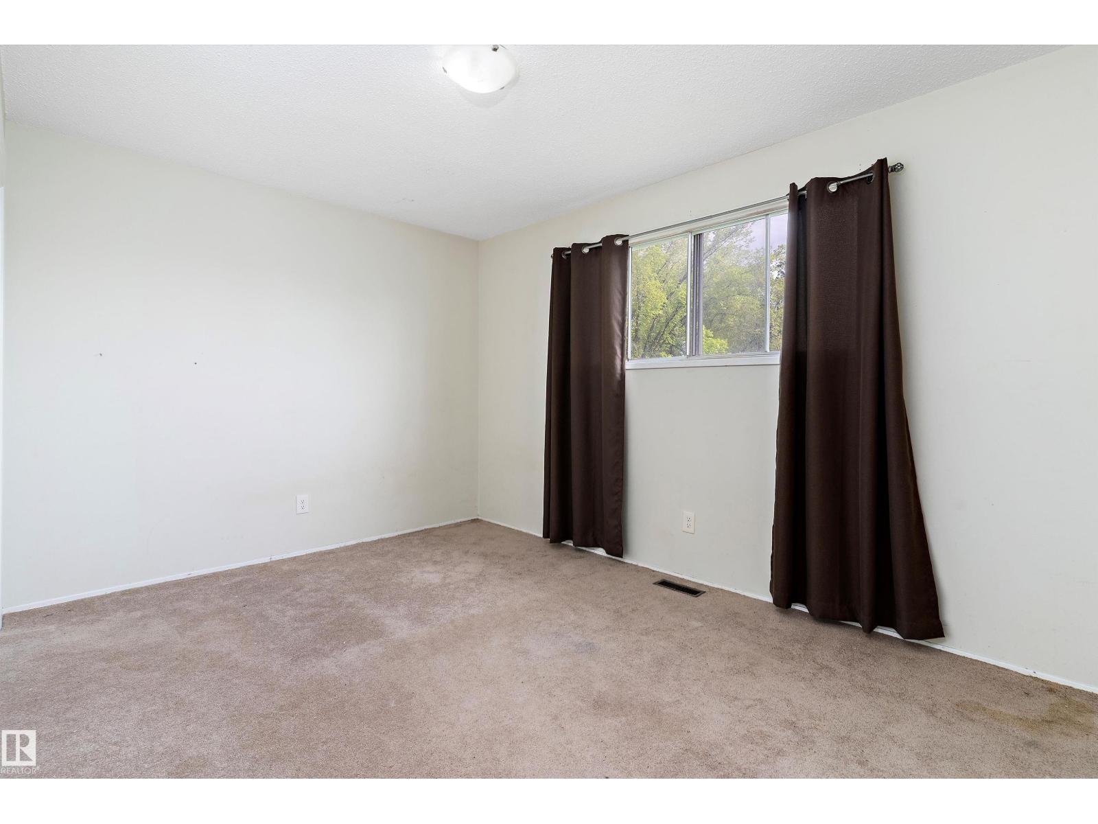 8503/8505 123 AV NW, Edmonton