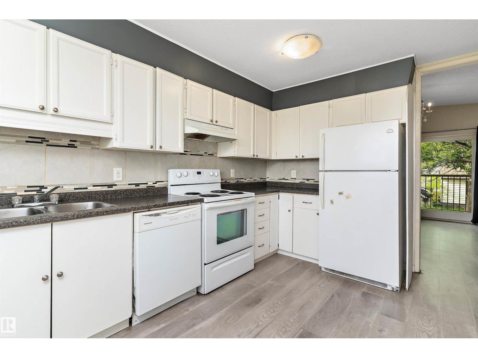 8503/8505 123 AV NW, Edmonton